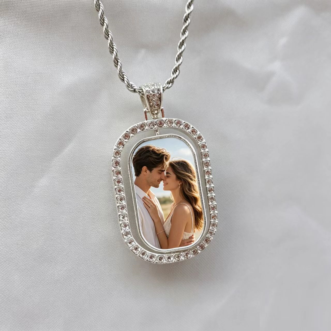 Custom Photo Pendant Necklace, - đánh giá và giá Pet Portrait Custom