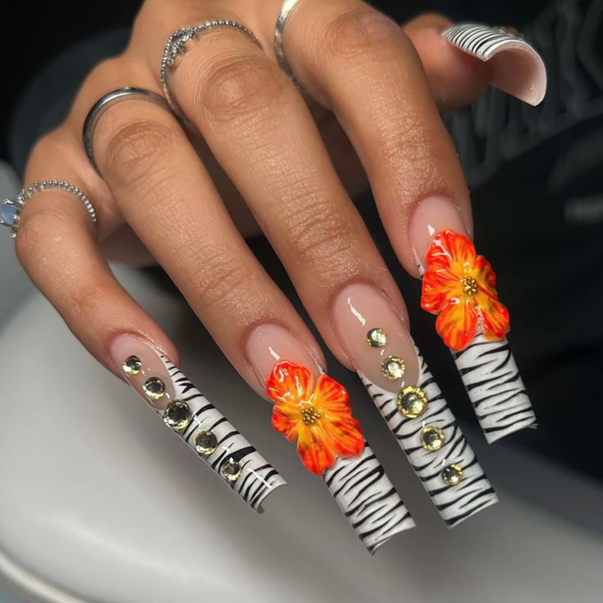 24pcs Flower Press on Nails Ar - đánh giá và giá Pressed Flower Art